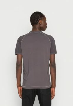 Diesel Print T-shirt - Black -Diesel shop ddd23c40b94b48d8981e1f2aacf6d21e