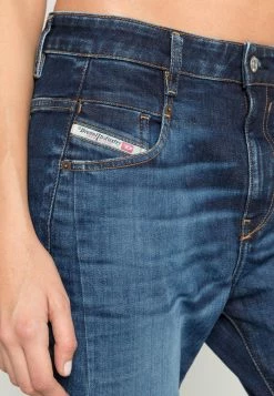 Diesel FAYZA - Relaxed Fit Jeans - Denim -Diesel shop de3371e81c3a45dfaad0074927577fb5