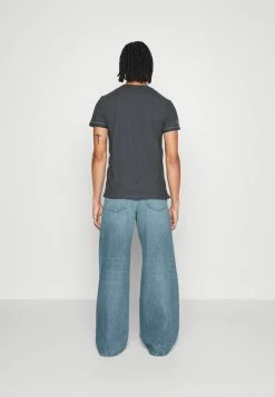 Diesel D-RISE - Flared Jeans - 09e25 01 -Diesel shop e2efeb797faa427ca525043e19aad43e