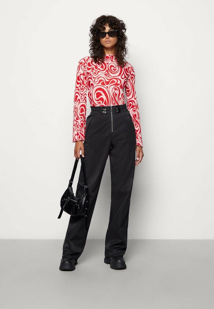 Diesel SMILACE - Trousers - Black 2 Diesel SMILACE - Trousers - Black - Image 2