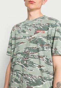Diesel JUST UNISEX - Print T-shirt - Green -Diesel shop ea2c3e594815430ab7269b6fdeaa3a5f