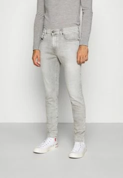 Diesel Straight Leg Jeans - Dirty White