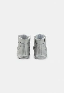 Diesel S-LEROJI MID W - High-top Trainers - Silver 9 Diesel S-LEROJI MID W - High-top Trainers - Silver -Diesel shop f3f1b3b2dcf940afa8fa6756e52c1ce9