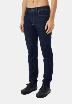 Diesel 1979 SLEENKER - Slim Fit Jeans - Dark Blue -Diesel shop f73f29bb029e40a0a4cf40e8ff187dae