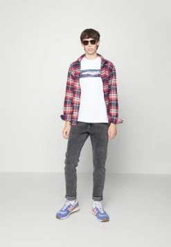 Diesel DSTRUKT - Slim Fit Jeans - 09d78 02 -Diesel shop f816d77f089d4b83b6bbfa2186c3a93d