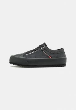 Diesel S-PRINCIPIA LOW X UNISEX - Trainers - Black