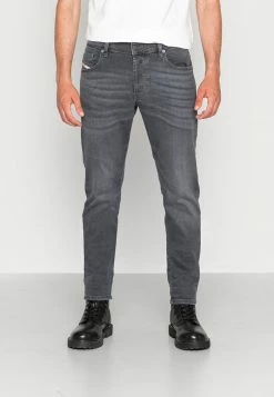 Diesel YENNOX - Straight Leg Jeans - 0elax